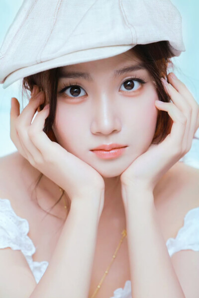 卢昱晓