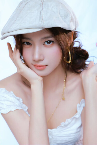 卢昱晓