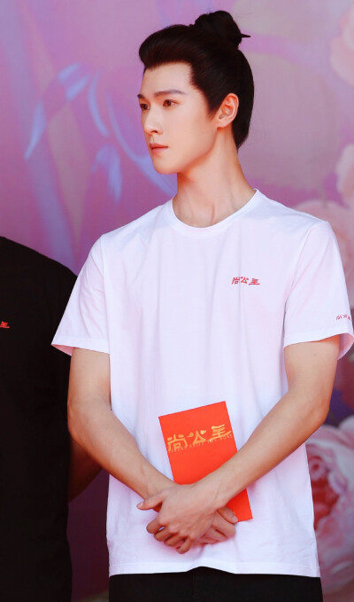 李昀锐