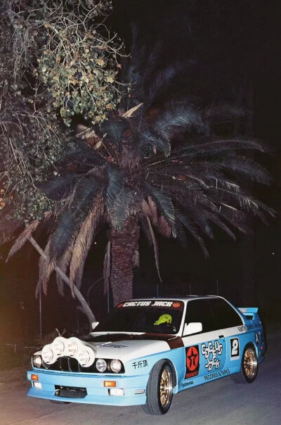 那些有关名车的壁纸