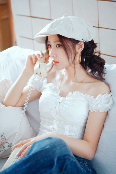 卢昱晓