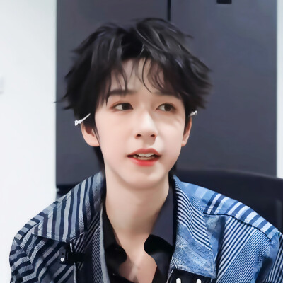 
“请和这样的我恋爱吧。”