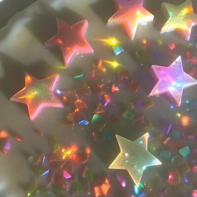 星星核（打ai标签是疑似ai生成）