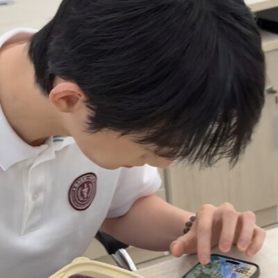 学长联系方式可以给我吗