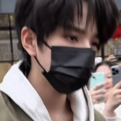 王橹杰