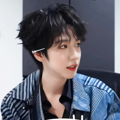 
“请和这样的我恋爱吧。”