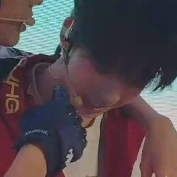 可以看得出我真的非常喜欢这套衣服了