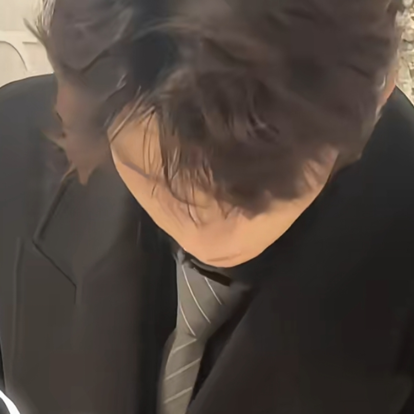 黑大衣我一辈子的梦情…