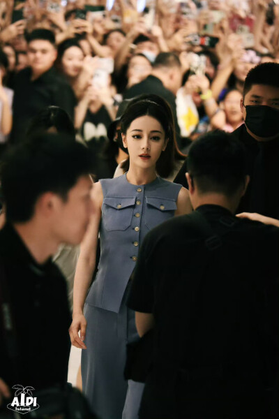 巴巴