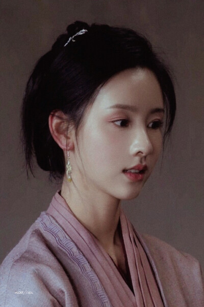 陈都灵 冯衡
cr：Lostatsea_