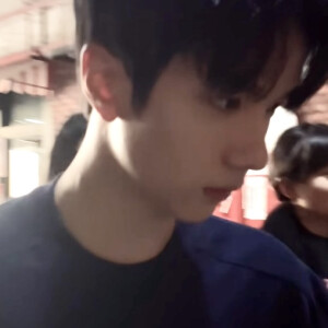 爱像是一场小雨滴入我回忆