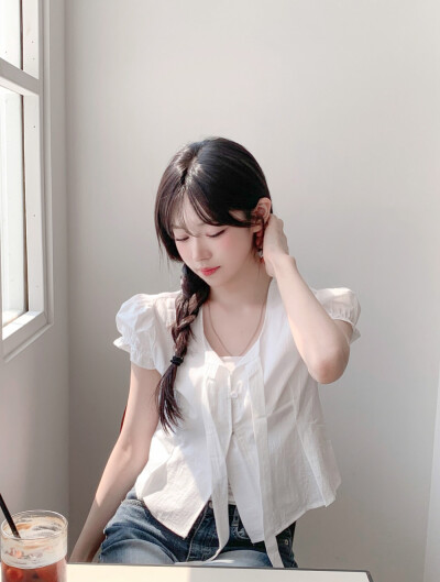 ദ്ദി˶><)✧ 