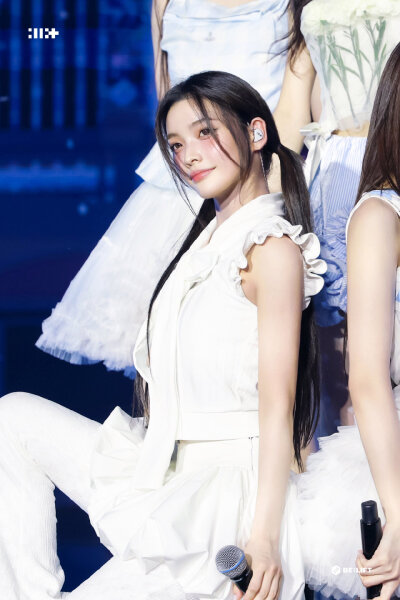 外园彩羽