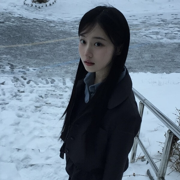 (ू˃̣̣̣̣̣̣︿˂̣̣̣̣̣̣ ू)