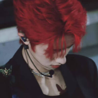 梦里梦到醒不来的梦 红线里被软禁的红