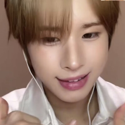 李炅潣