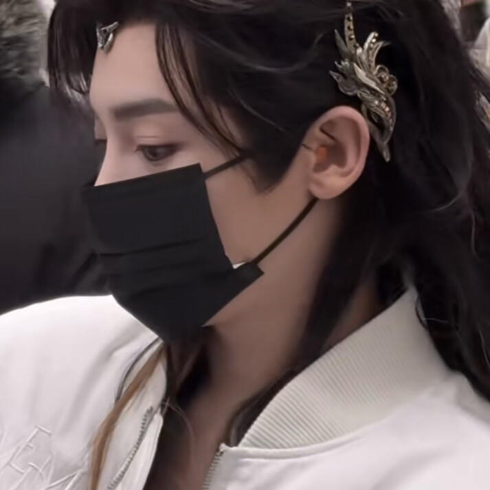 侯明昊