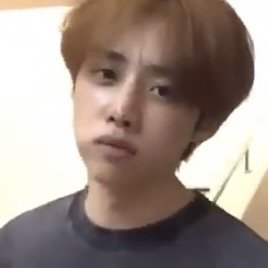 告诉朋友真的好爱他