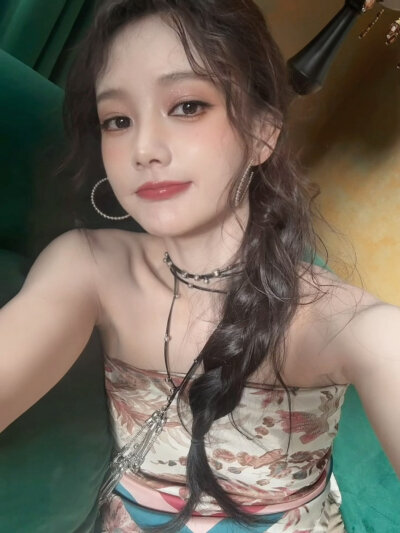 李一桐