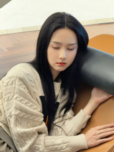 陈都灵