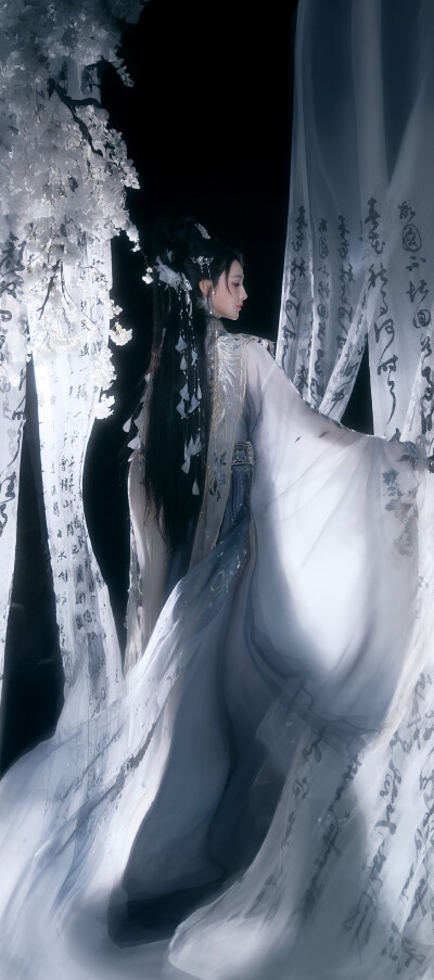 彭小苒