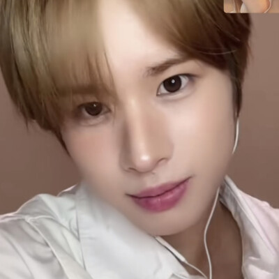 李炅潣