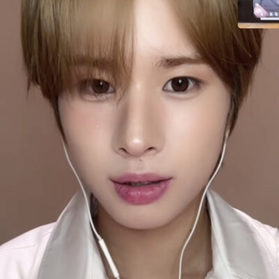 李炅潣