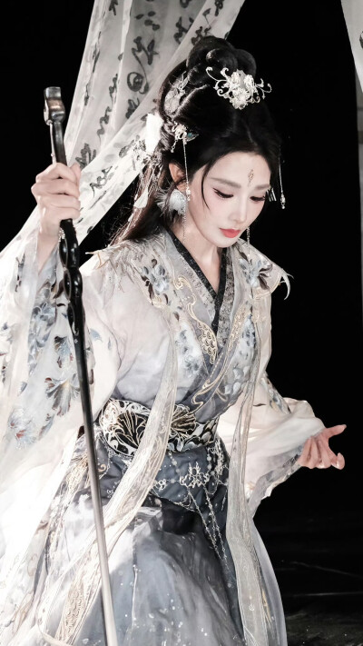 彭小苒