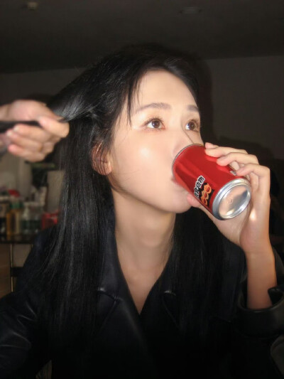 陈都灵