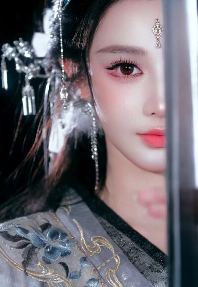 彭小苒