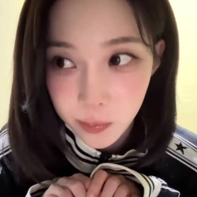 (ಥ_ಥ) 