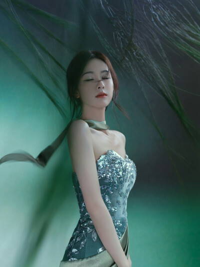 陈都灵