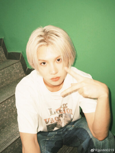 黄明昊
