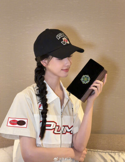 陈都灵