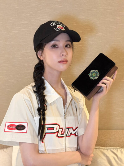 陈都灵