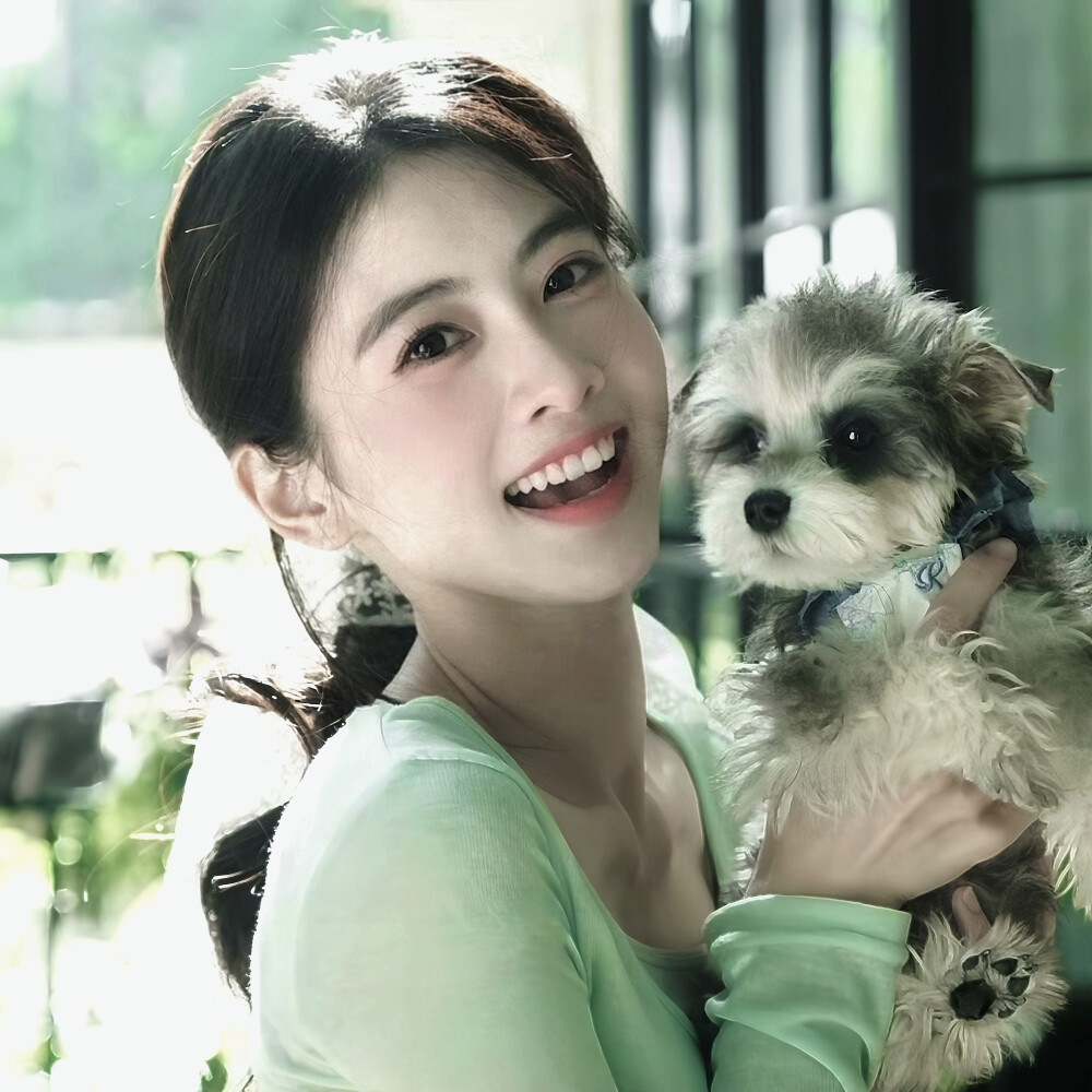 Moss-grown lanes—《青石巷》*伞下旧年雨