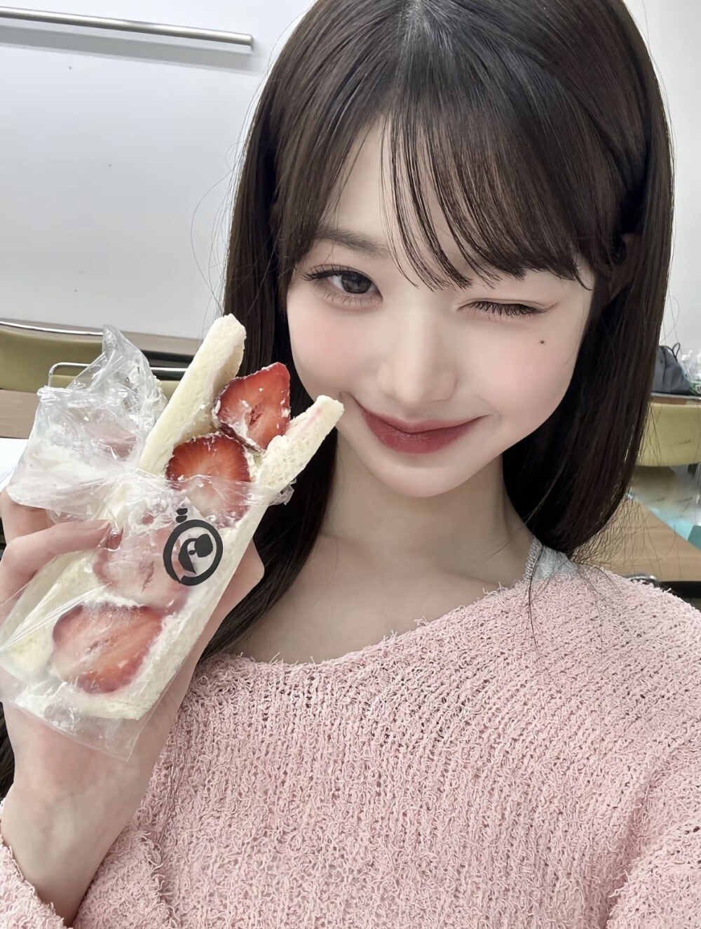 张元英