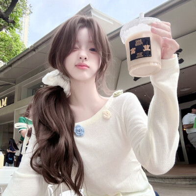 女头
二传头像注明出处
