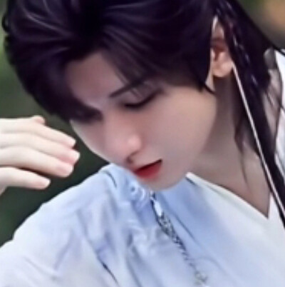 无人扶我凌云志，有人我也上不去