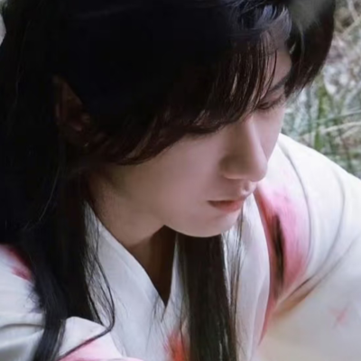 无人扶我凌云志，有人我也上不去