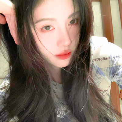 鞠婧祎