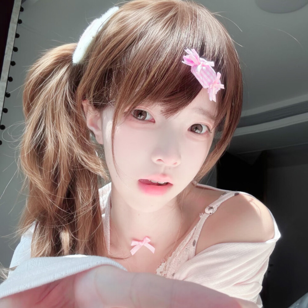 女头
二传头像注明出处