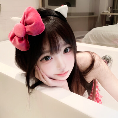 女头
二传头像注明出处