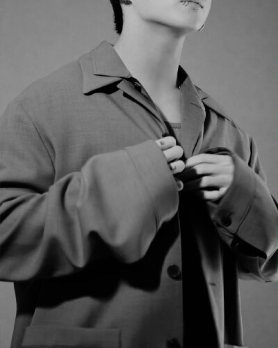 250916
Calvin Klein ins更新柾国相关