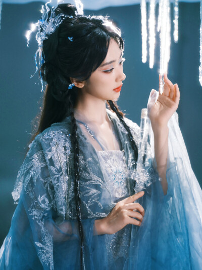 王影璐