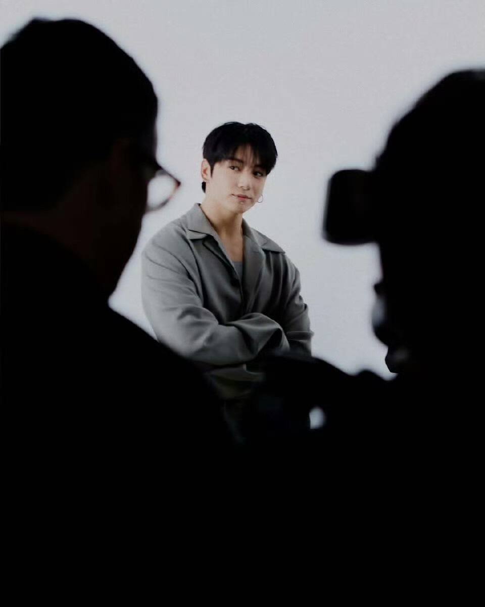 250916
Calvin Klein ins更新柾国相关