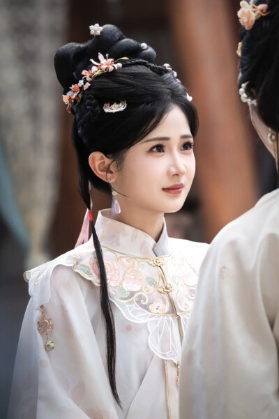 我的祖母是个穿越女 贺冬满