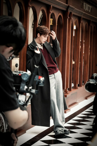 余景天 饭拍高清