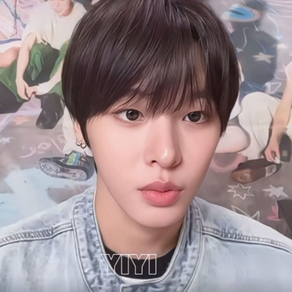 ₍˄·͈༝·͈˄*₎◞ ̑̑