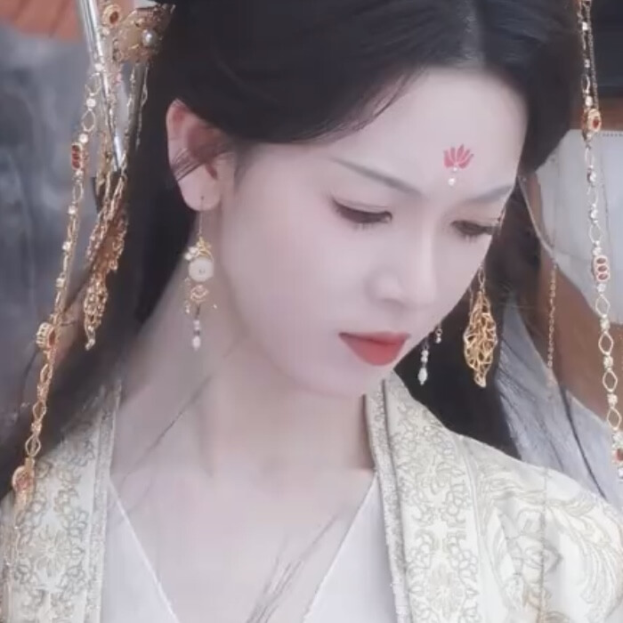 所有人打开b站看照镜辞